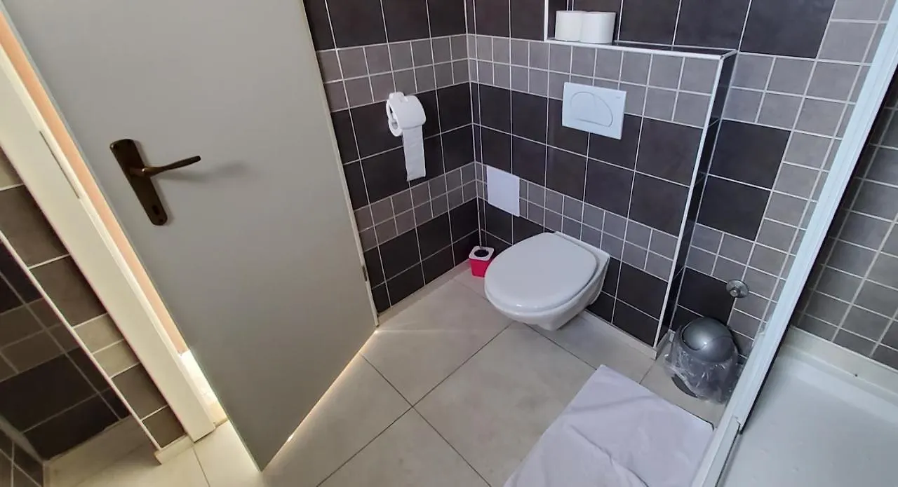 Apartment 11 Sleeps 4 Guests Split 0*,  Croatia